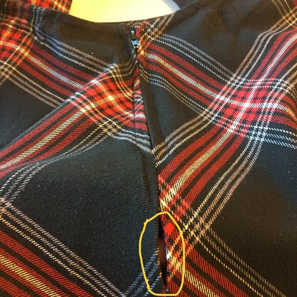 Hot Topic Suspender Skirt Small Red Black Plaid Removable Suspenders Twee Punk - Picture 3 of 9